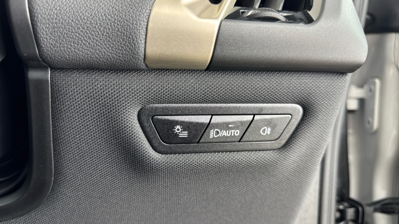 BMW iX 240kW xDrive40 M Sport 76.6kWh 5dr Auto Electric Estate